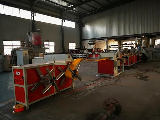 kasus perusahaan terbaru tentang Garis Produksi Profil Waterstop PVC