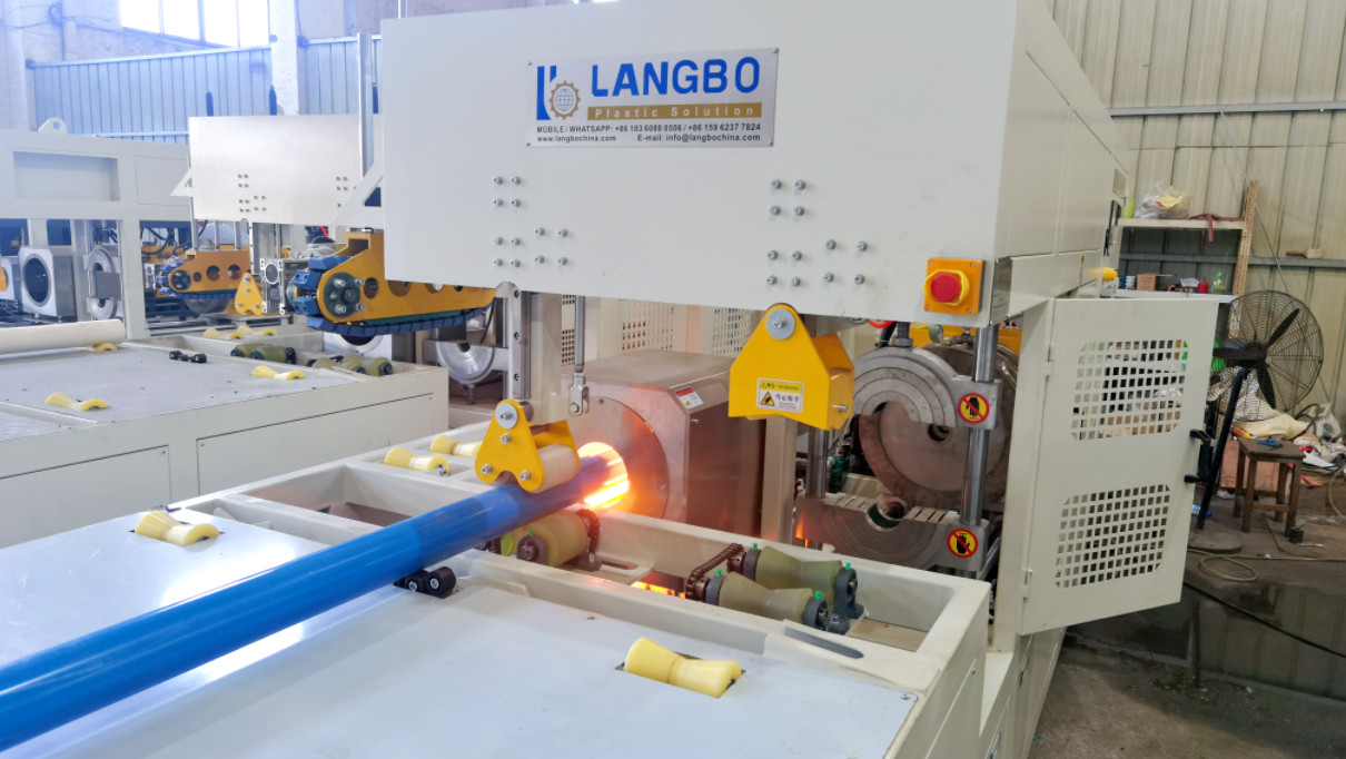 kasus perusahaan terbaru tentang Pipe Belling Machine untuk produksi pipa irigasi PVC di Ukraina