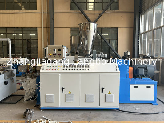 kualitas  Conical Double Twin Screw Plastic Baseboard Extrusion PVC Skirting Profiles Extruder Production Line Making Machine pabrik