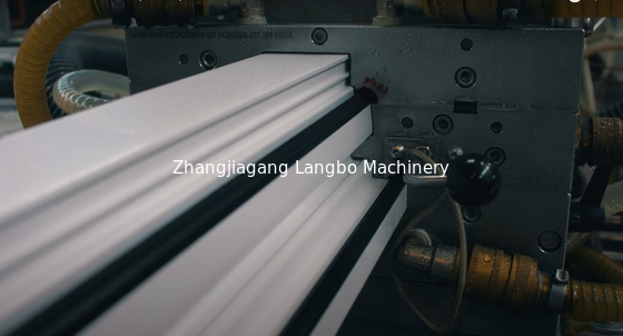 Advanced Extruder Untuk Mesin Produksi Profil Jendela PVC