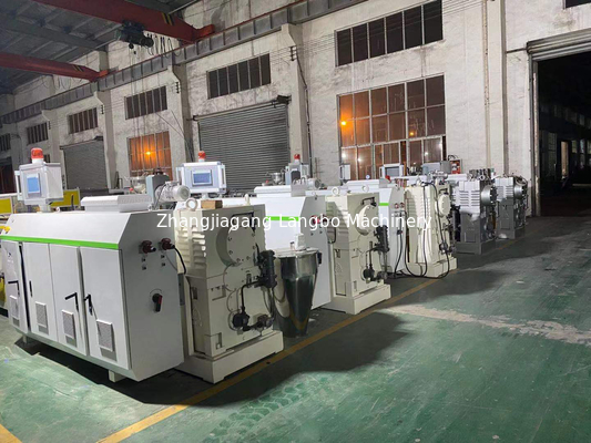 PLC kontrol PVC Pipe Line Produksi output tinggi dan produktivitas