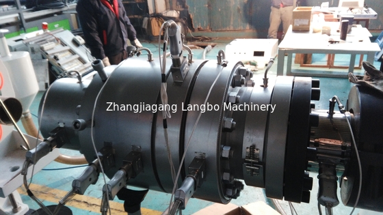 Twin Screw PVC Pipe Extruder Line 16 - 630mm Dengan Daya 22 - 160KW