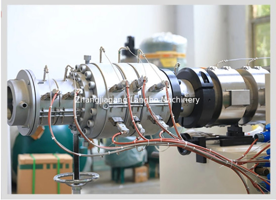 Pipa Diameter 75-250 Plastik PVC/UPVC/CPVC Lini Ekstrusi Tabung Saluran Listrik Dengan Inverter ABB