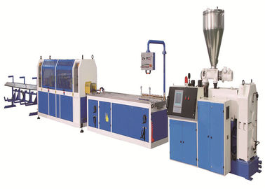 Otomatis kerucut kembar sekrup extruder Plastik PVC Panel Langit-langit Plywood Papan Produksi Line