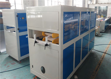 Sertifikat CE Garis Ekstrusi Profil PVC Dengan Ekstruder Sekrup Kembar Kerucut 37KW Tenaga Motor