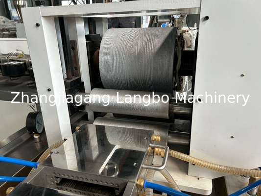 Co Outdoor Wpc Extrusion Line Dengan 3D Embossing