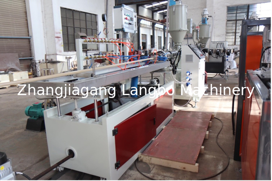 Dua Warna Pc Plastik Pipe Extrusion Line Untuk Led Tube