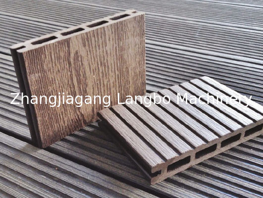 Profesional Kayu Plastik Profil Lantai Komposit Papan Ekstrusi Produksi Line