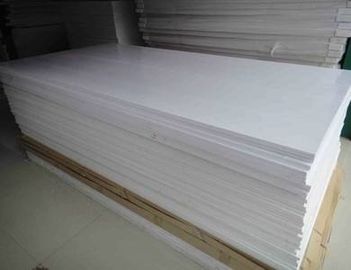 Kompatibilitas Cetakan Berukuran Berbagai Papan Profil PVC Extruder PC Mesin Pembuatan Ekstrusi Lembar Hollow