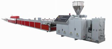 Co Extrusion / Embossing WPC Line Produksi Ketahanan Korosi / Aging