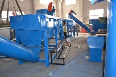 300 - 5000kg / H PET Daur Ulang Line Untuk Botol Daur Ulang Persetujuan SGS