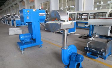 300 - 5000kg / H PET Daur Ulang Line Untuk Botol Daur Ulang Persetujuan SGS