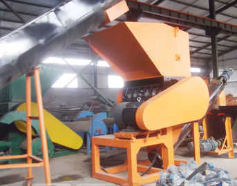 PP / PE Plastik Daur Ulang Line Sepenuhnya Otomatis 3000kg / H Produk Kapasitas