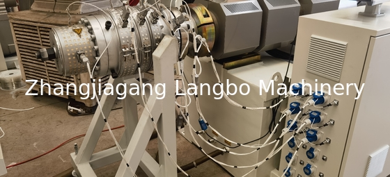 Integrated Gearbox 50-200mm PVC Pipe Extrusion Line dengan Struktur Kuat dan Stabilitas