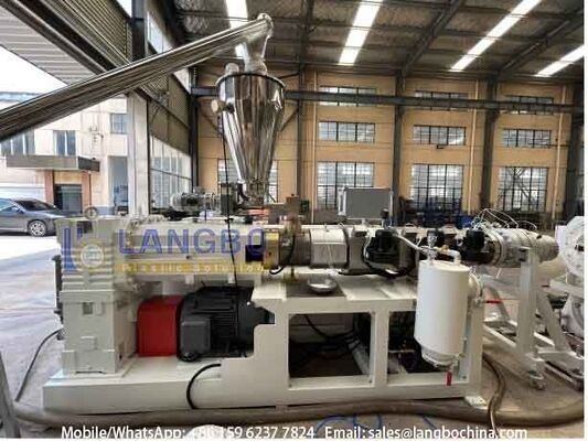 50-200mm PVC-U Pipe Extrusion Line Dengan 80/156 55kw Integrated Gearbox Dan  Motor