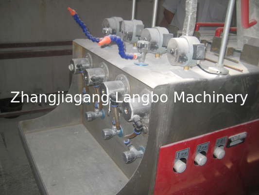 Mesin Pembuatan Pipa PVC Empat Strand Empat Kavitas PVC Pipe Extrusion Line