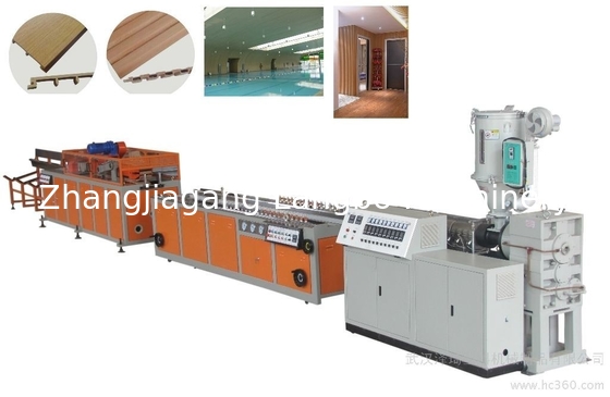 Kayu Plastik PVC WPC Pintu Frame Produksi Line Saw Cutter Dan 400kg/h Output Kapasitas