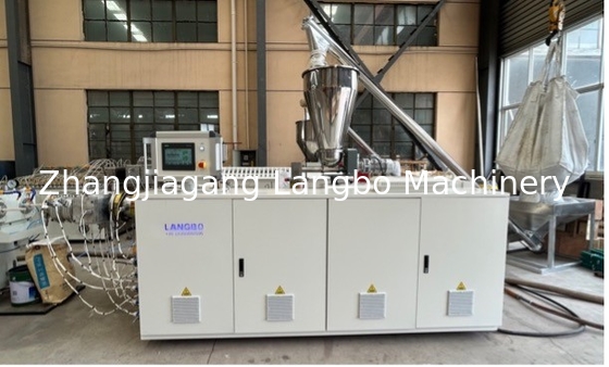 Pipa PVC Plastik 0,5 Inch sampai 15 Inch Pipa Air Konik Double Screw Extruder Mesin Tube Membuat Mesin / Peralatan / Ekstrusi Produksi Line
