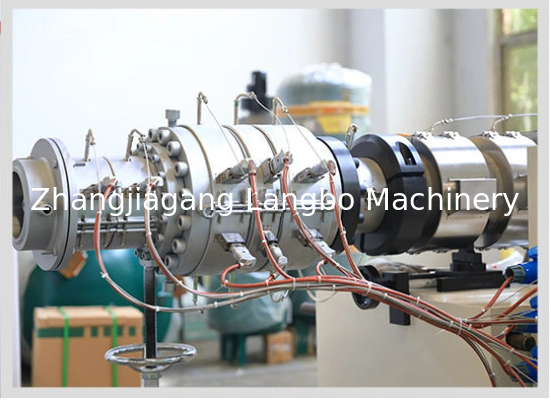 Full Automatically PVC Drainage Pipe Extrusion Making Machine Sekrup Diameter 65/132 Untuk Proyek Berskala Besar