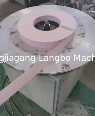 Tape tepi PVC produksi ekstrusi membuat mesin lembaran jenis PVC tepi banding tape sheet membuat mesin dengan mesin pemotongTape ekstrusi garis mesin extruder