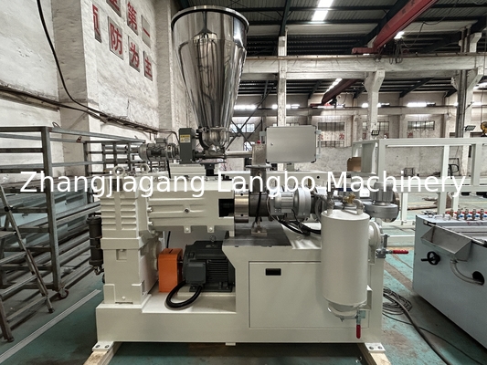 Plastik UPVC PVC panel dinding langit-langit kabel trunking jendela dan pintu sudut manik-manik WPC Decking Profile Ekstrusi Produksi pembuatan manufaktur mesin