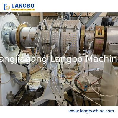 Peralatan Pabrik Pembuatan Pipa PVC Mesin Ekstrusi Pipa UPVC CPVC Mesin Produksi