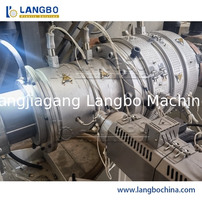 Mesin Ekstrusi Plastik Peralatan Plastik PVC PP PE Pipa Extruder Pembuat Mesin Lini Produksi