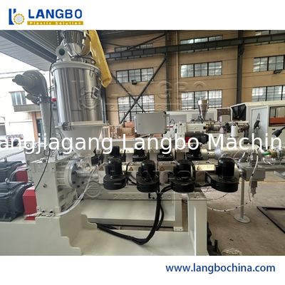 Lini Produksi Ekstrusi Plastik PPR Canggih Beroutput Tinggi Mesin Pembuat Pipa Extruder Sekrup Tunggal