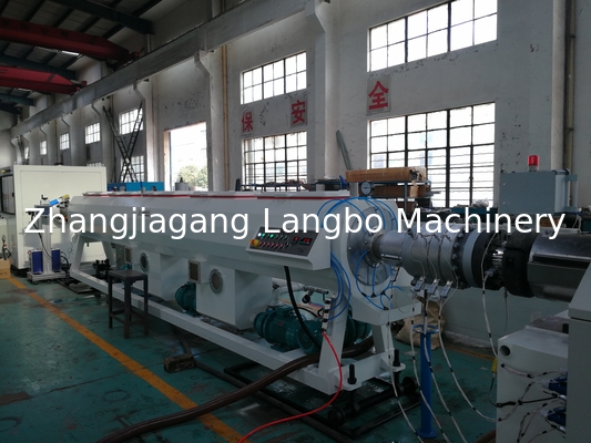 Kapasitas Tinggi 380V 50HZ 3P Garis Ekstrusi Pipa PVC Mesin Ekstrusi Pipa Plastik