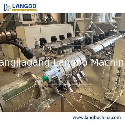 Lini Produksi Ekstrusi Plastik PPR Canggih Beroutput Tinggi Mesin Pembuat Pipa Extruder Sekrup Tunggal