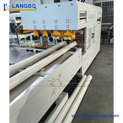 Mesin Belling Pipa PVC Otomatis Soket Pipa Plastik 800kg / Jam