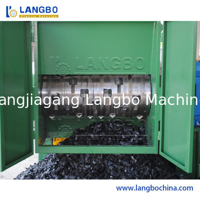 Limbah Plastik 500-2000 Kg/Jam Pet Botol Crusher Shredder Mesin Daur Ulang