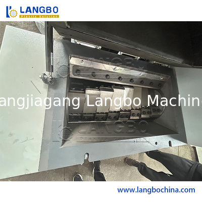 500-1000 Kg/H Crushing Capacity Powerful Plastic Recycling Crusher Machine for Plastic Pipes