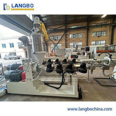 PPR Pipe Extrusion Line dengan 180kgs/h Output 3 Layer Co-Extrusion dan  PLC Control