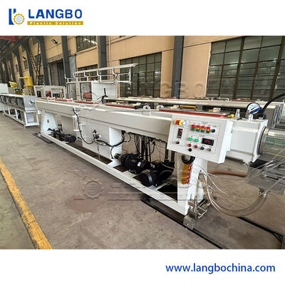 PPR Pipe Extrusion Line dengan 180kgs/h Output 3 Layer Co-Extrusion dan  PLC Control
