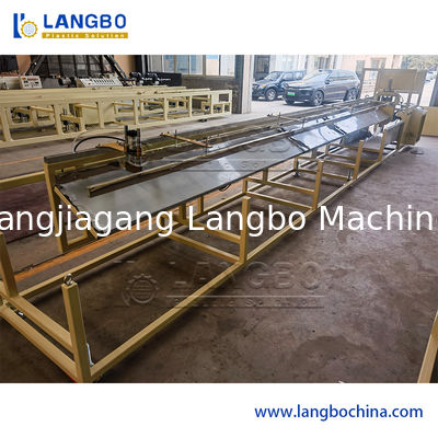 WPC PVC Panel Mesin Cladding Roofing Wall Panel PVC Ceiling Panel Hollow Dekorasi Panel Profil Ekstrusi Membuat Extruder Mesin