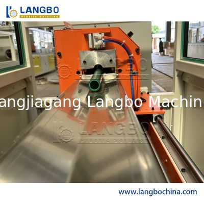 Plastik PPR Pipa Ekstrusi Line ABB Inverter Double Screw Berbagai Diameter