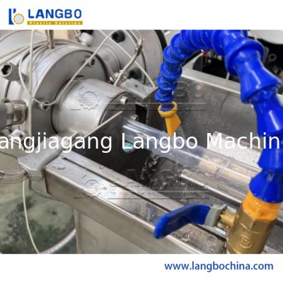 High Output PVC Fiber Reinforced Pipe Production Line Plastik Extruders Mesin pembuatan selang kebun berotak