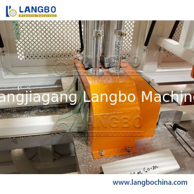 Lini Ekstrusi Profil PVC Extruder Sekrup Kembar Kerucut 55/110 untuk Trunking Kabel 1180mm dengan Daya Motor 22KW