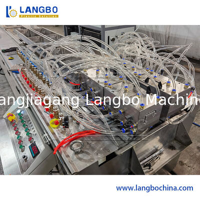 PVC Profile Extrusion Line dengan 55/110 Conical Twin Screw Extruder untuk 1180mm Kabel Trunking dan 22KW Motor Power