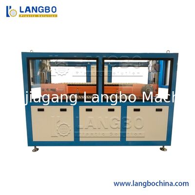 Profil Papan Penyisipan Busa PVC Plastik Komposit Kayu Lini Produksi Mesin Ekstrusi