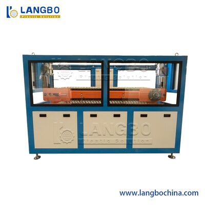 Mesin Ekstrusi Papan Perabotan WPC PVC Papan Base Pakaian PVC Papan Papan Plastik