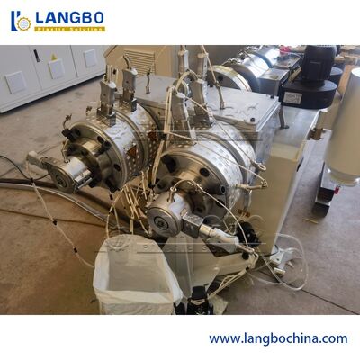 630mm Plastic Extruder Machine Double Screw Untuk Pipe PVC