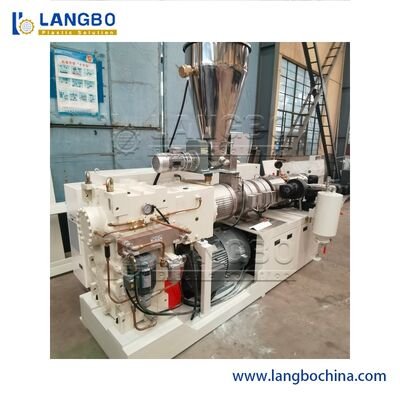 PVC / PU Hose Tube Single Screw Extruder Output Tinggi 15 - 200mm Diameter Sekrup