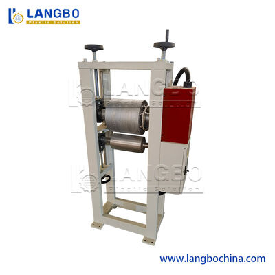 WPC Panel dinding langit-langit Pagar Pintu Jendela Papan Sudut Bead Decking Roller Shutter Kabel Trunking Profil Membuat Mesin