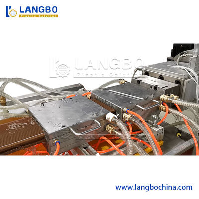 WPC Panel dinding langit-langit Pagar Pintu Jendela Papan Sudut Bead Decking Roller Shutter Kabel Trunking Profil Membuat Mesin