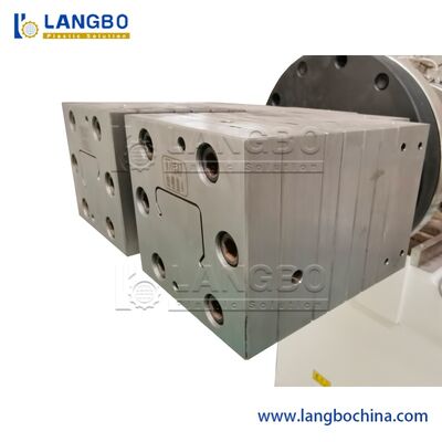 Conical Twin Screw Extruder PVC Kabel Trunk Profil Saluran Saluran Profil Mesin Pembuatan Ekstrusi