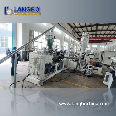 PVC Skirting Board. Efek Tumbuhan Kayu yang Tahan Kelembaban untuk Lingkungan Lembab