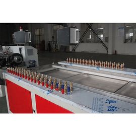 Produksi Panel dinding PVC Garis Ekstrusi Profil / WPC Profil Extruder Membuat Mesin