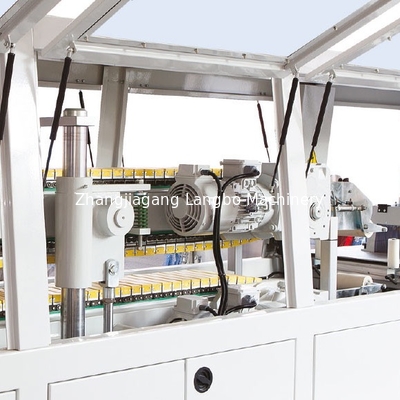 Output Tinggi PVC Profil Ekstrusi Baris 300MM Profil Ukuran 250KG / H Kapasitas